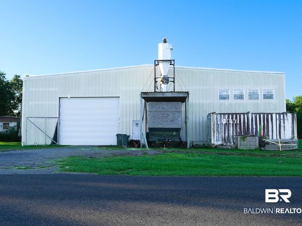7800 County Road 24, Fairhope, AL 36532