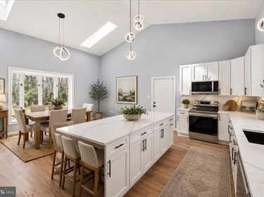 7621 RIVER ROAD , FREDERICKSBURG, VA 22407