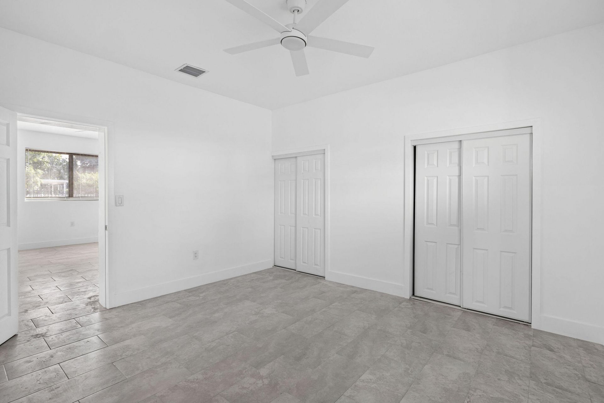 9001 NW 32nd Court Road, Miami, FL 33147 Photo