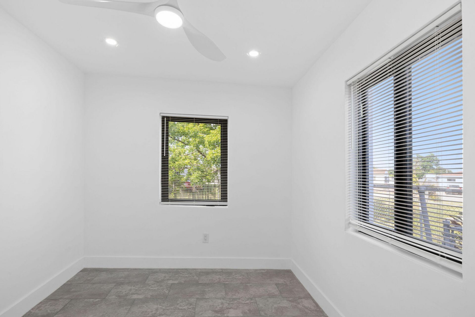 9001 NW 32nd Court Road, Miami, FL 33147 Photo