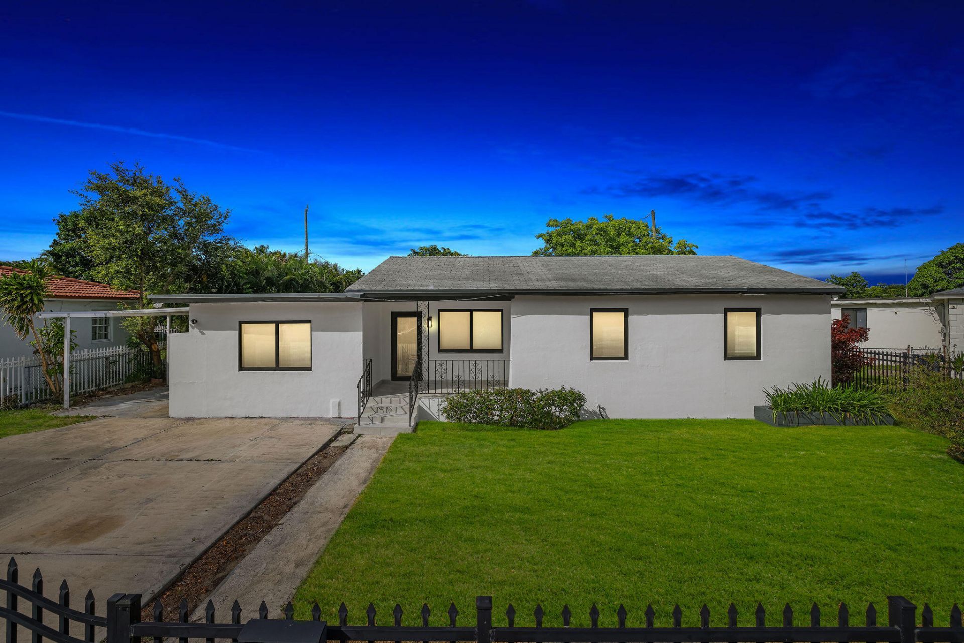 9001 NW 32nd Court Road, Miami, FL 33147 Photo