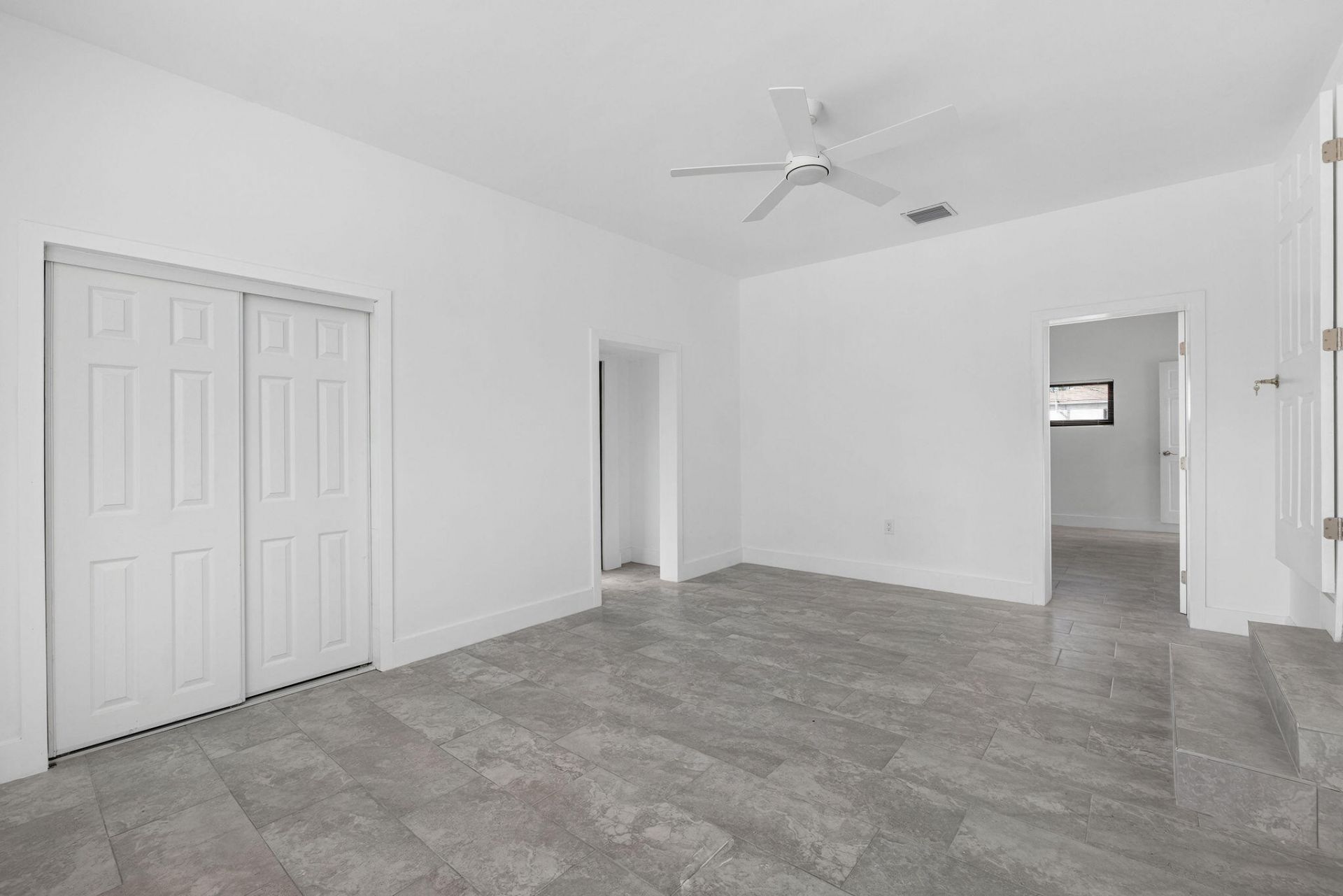 9001 NW 32nd Court Road, Miami, FL 33147 Photo