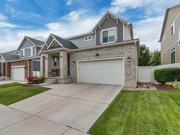 3695 W DESERT MEADOW WAY S, South Jordan, UT 84009