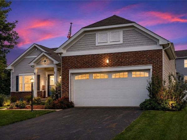 228 Weeping Willow Run Drive, Johnstown, OH 43031