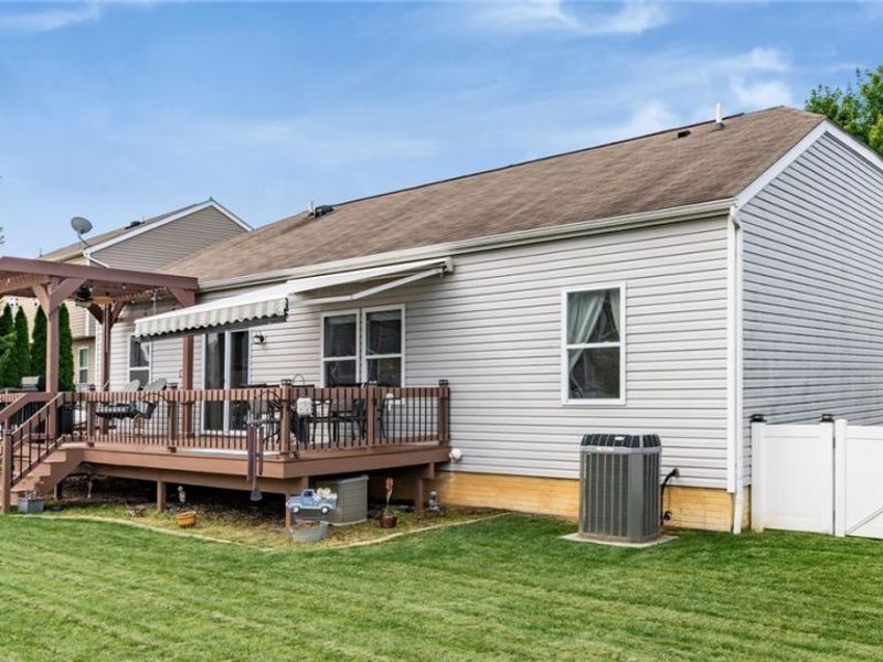 228 Weeping Willow Run Drive, Johnstown, OH 43031 Photo 9