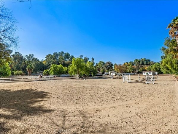 5547 PARADISE VALLEY Road, Hidden Hills, CA 91302