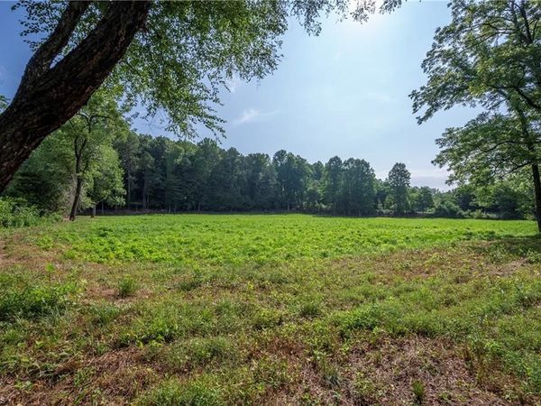 01 Union Cross Church Road , Yadkinville, NC 27055