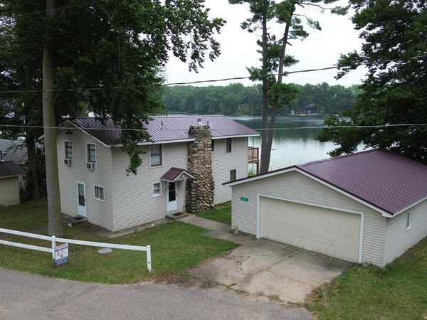 141 S Beechwood Drive SW, Stanton, MI 48888