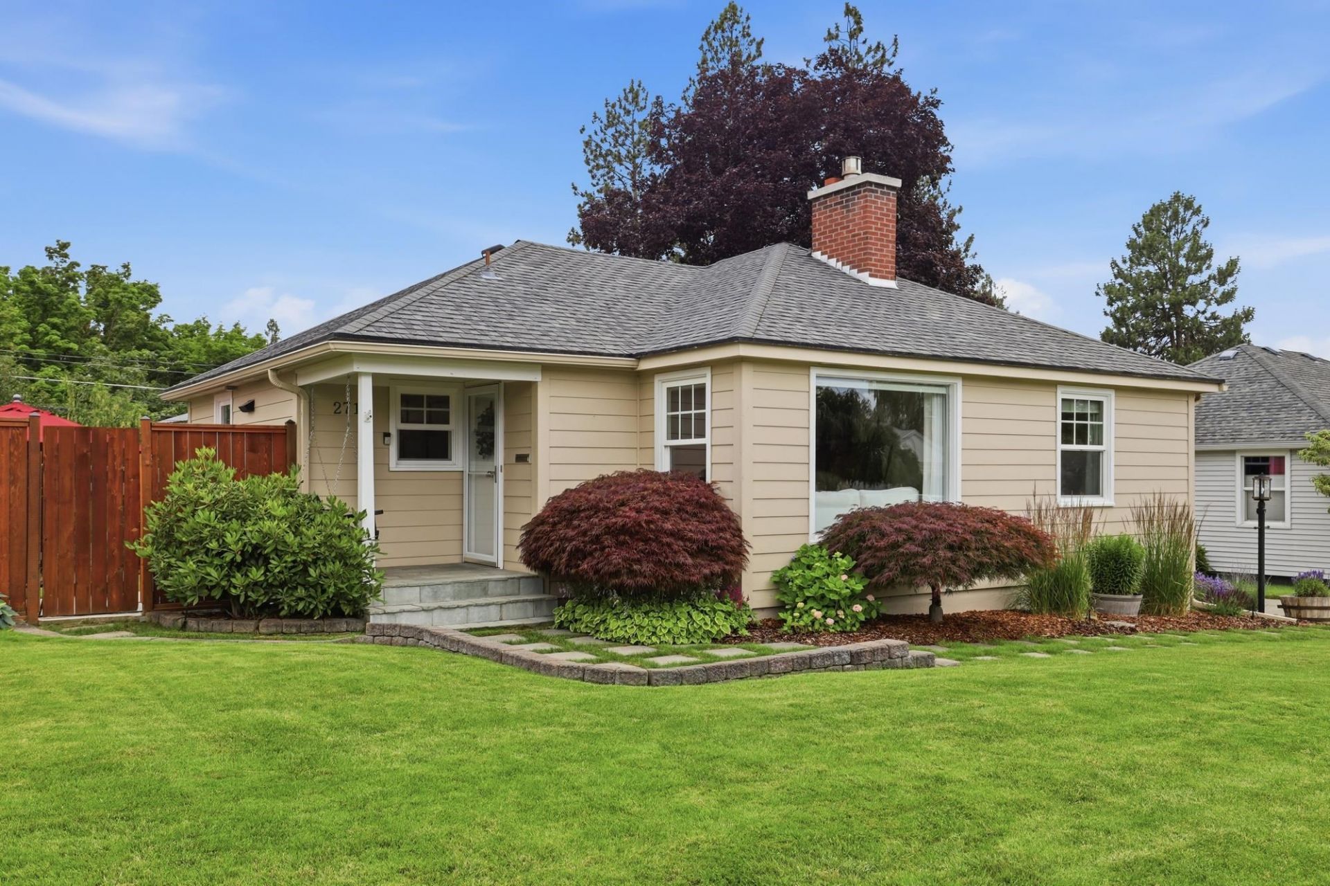 2715 W Rockwell Ave, Spokane, WA 99205 Main Photo