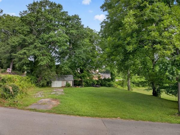 157 Pine Street , Jefferson, GA 30549
