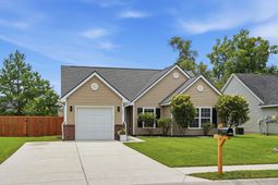 5039 Ballantine Drive photo 4