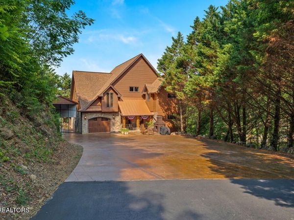 2648 Phlox Lane, White Pine, TN 37890