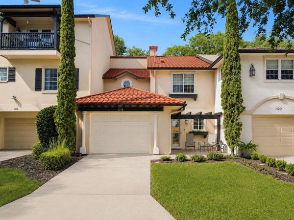 1118 AVENIDA DE LAS CASAS , LADY LAKE, FL 32159