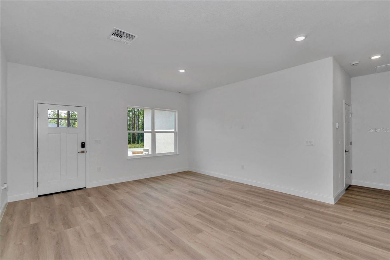 629 W Heronsbill Lane , Citrus Springs, FL 34434 Photo