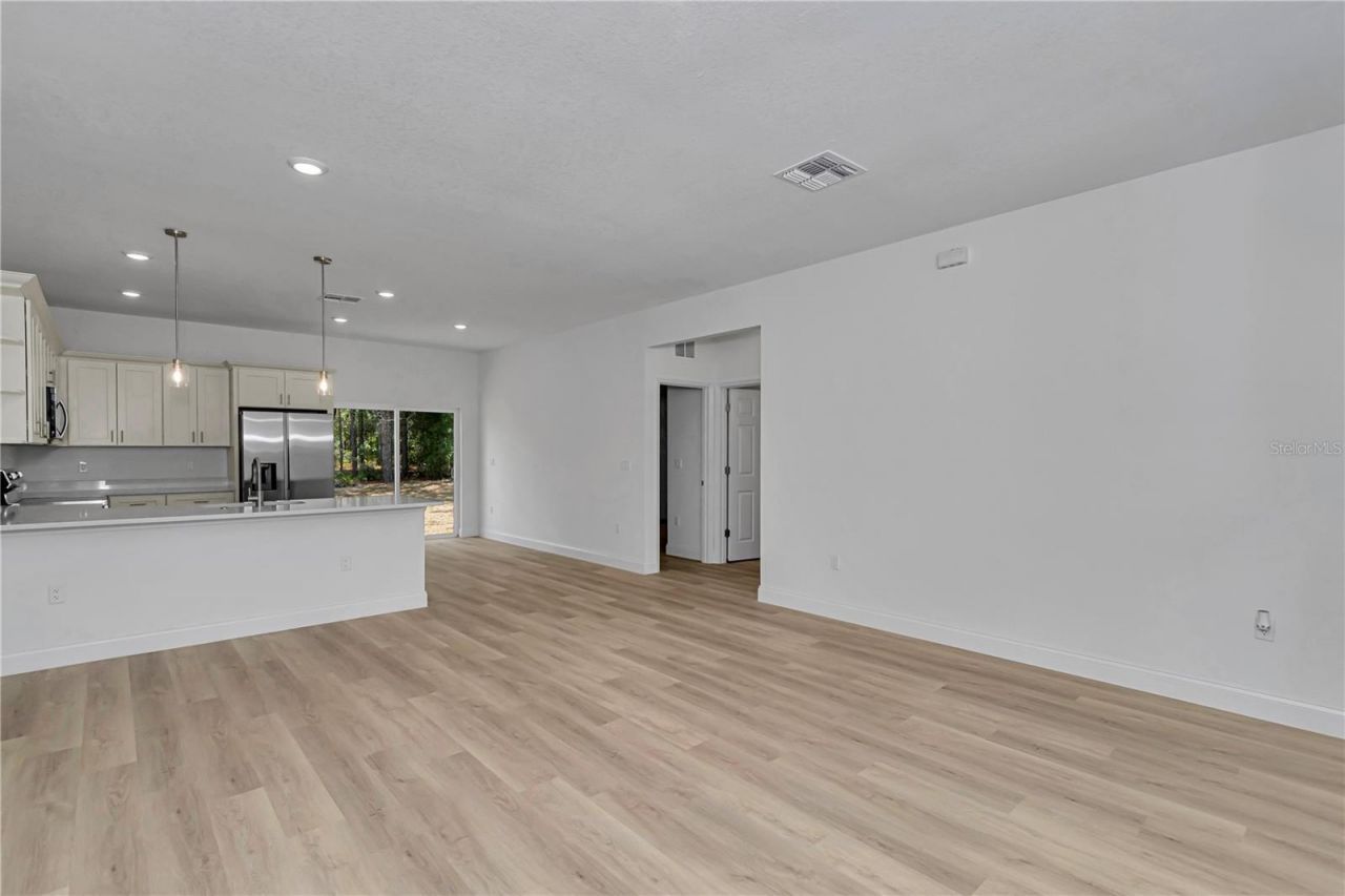 629 W Heronsbill Lane , Citrus Springs, FL 34434 Photo