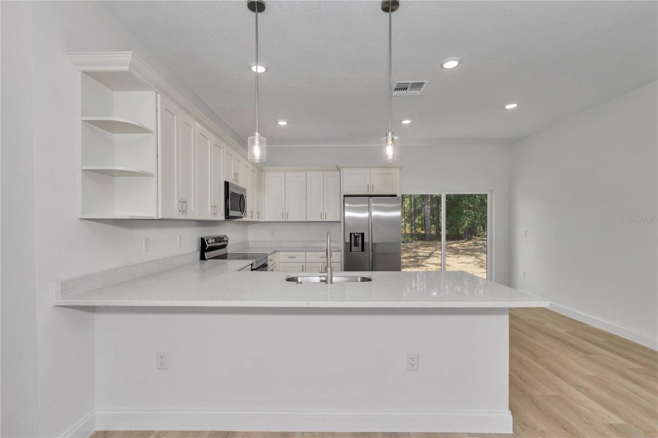 629 W Heronsbill Lane , Citrus Springs, FL 34434 Photo