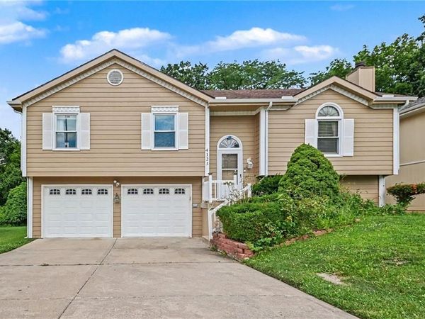 4123 N Troost Avenue, Kansas City, MO 64116