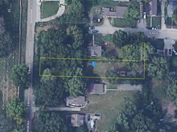 905 S Brookside Avenue, Independence, MO 64053
