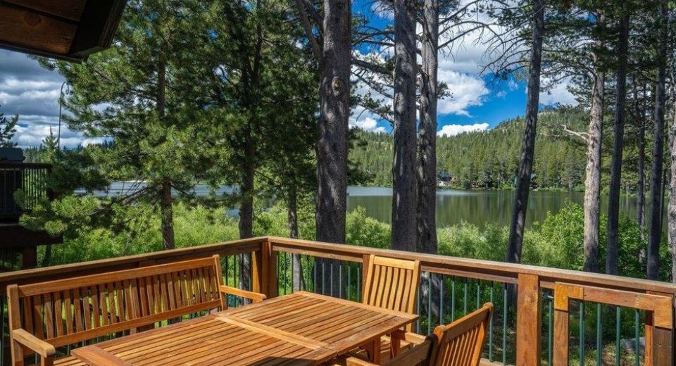 3219 Lake Avenue, Soda Springs, CA 95728 Photo