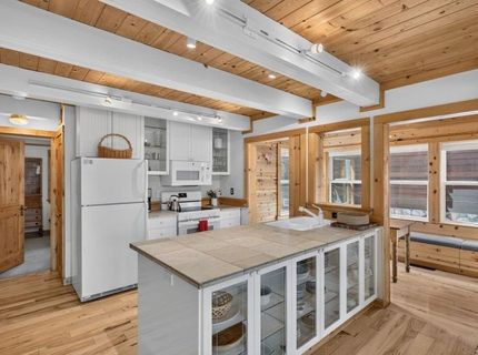 3219 Lake Drive, Soda Springs, CA 95728 Photo