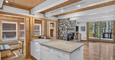 3219 Lake Drive, Soda Springs, CA 95728 Photo
