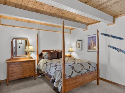3219 Lake Drive, Soda Springs, CA 95728 Photo