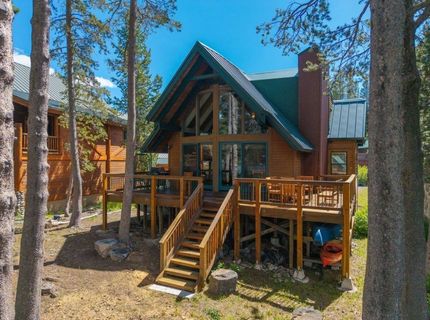 3219 Lake Drive, Soda Springs, CA 95728 Photo