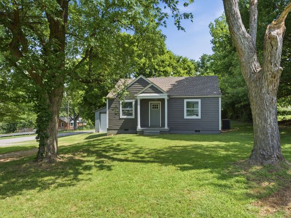80 Peachtree St, Nashville, TN 37210