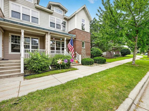 5475 Caddis Bend, Fitchburg, WI 53711