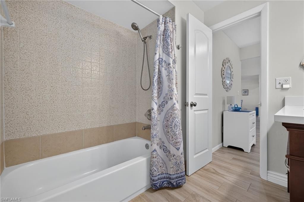 131 SW 35th Ter, Cape Coral, FL 33914 Photo