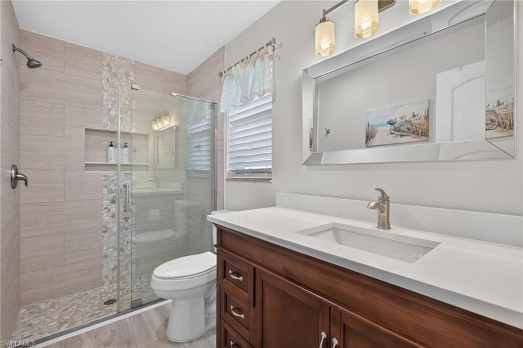 131 SW 35th Ter, Cape Coral, FL 33914 Photo