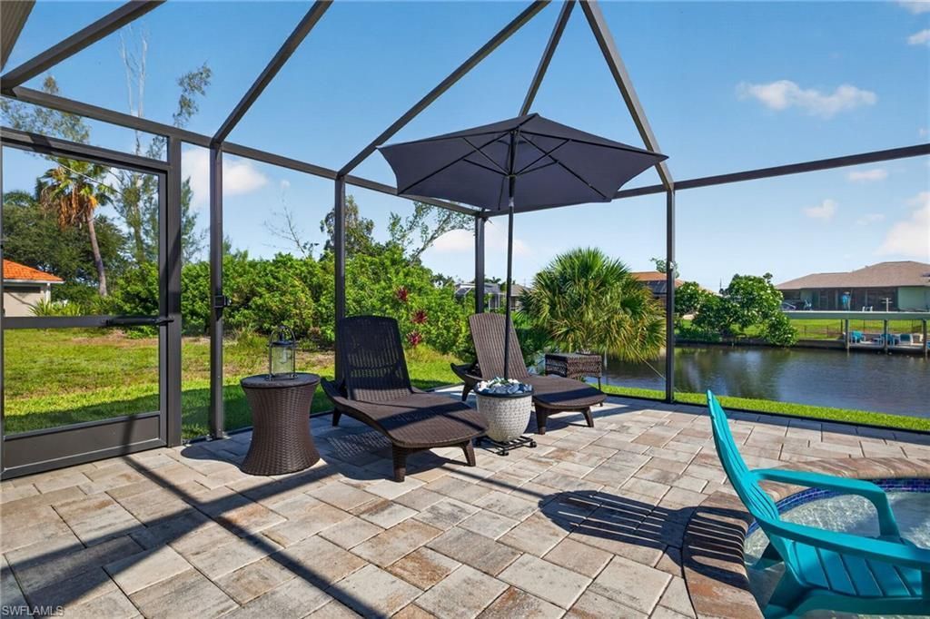 131 SW 35th Ter, Cape Coral, FL 33914 Photo