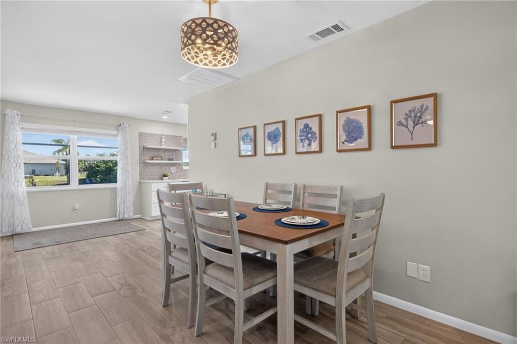 131 SW 35th Ter, Cape Coral, FL 33914 Photo