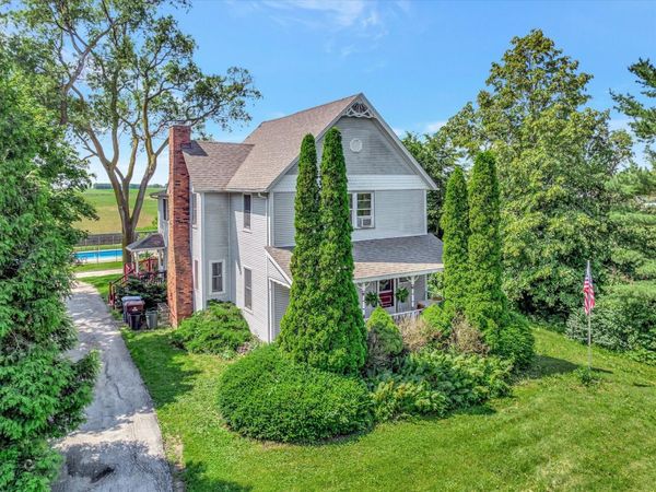 3663 W Church Road , Beecher, IL 60401