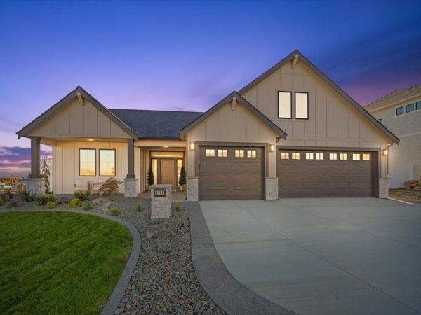 1305 S Manifold Rd, Spokane Valley, WA 99016