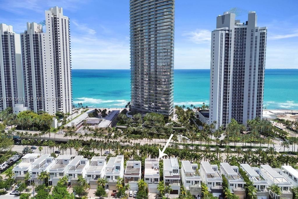 18985 Atlantic Blvd, Sunny Isles Beach, FL 33160 Photo