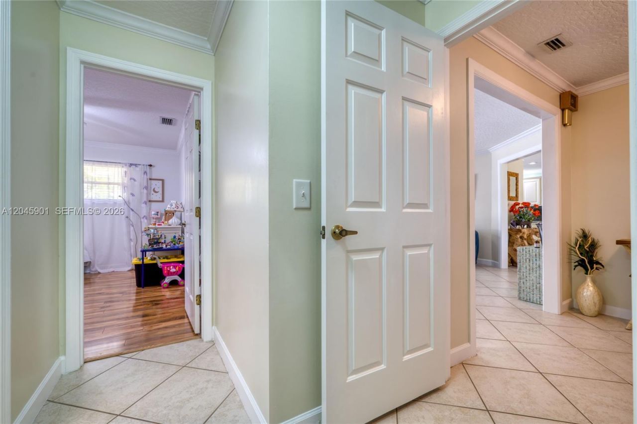 465 11th Ave , Vero Beach, FL 32962 Photo