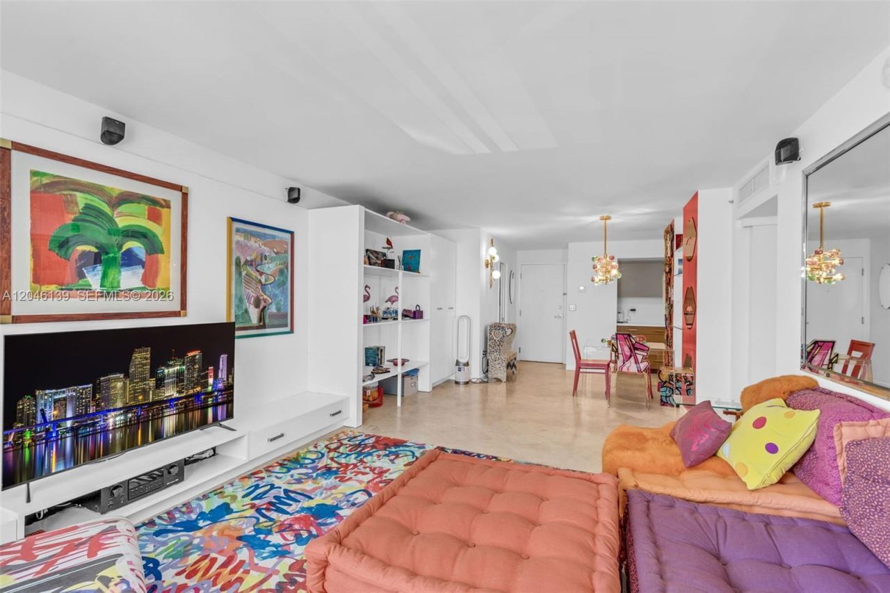 6917 Collins Ave, Unit 404, Miami Beach, FL 33141 Photo