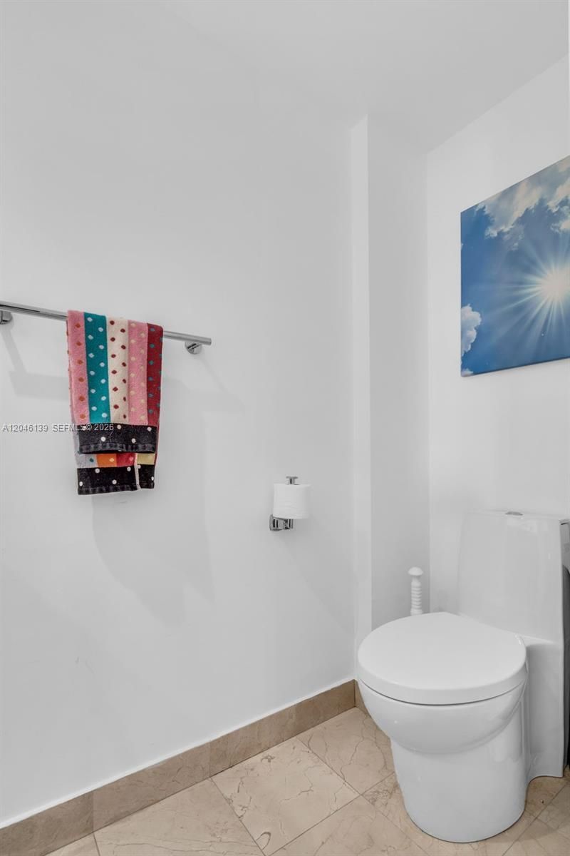 6917 Collins Ave, Unit 404, Miami Beach, FL 33141 Photo