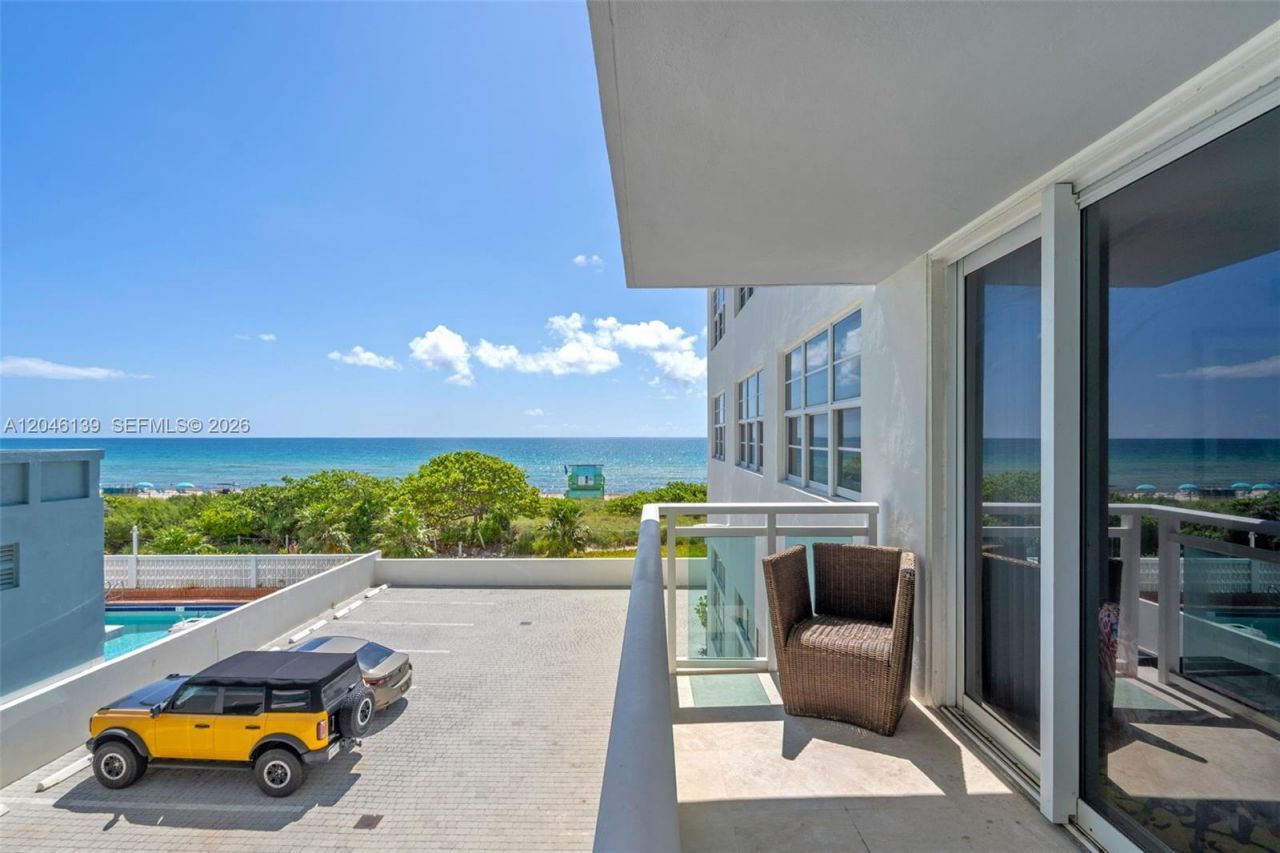 6917 Collins Ave, Unit 404, Miami Beach, FL 33141 Photo