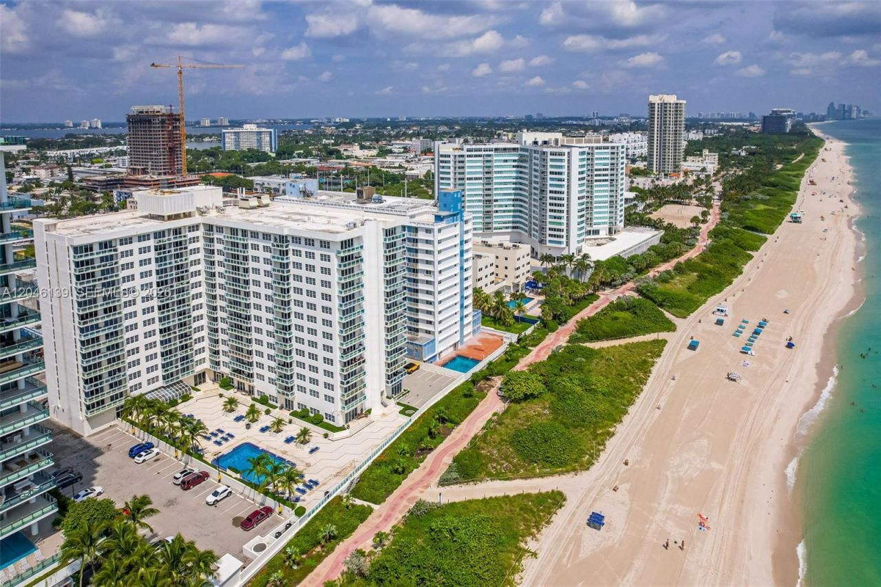 6917 Collins Ave, Unit 404, Miami Beach, FL 33141 Photo