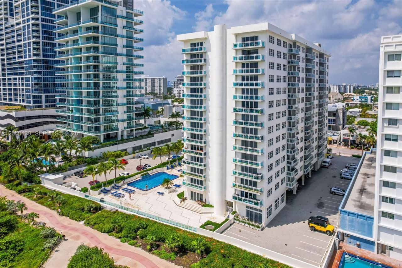 6917 Collins Ave, Unit 404, Miami Beach, FL 33141 Photo