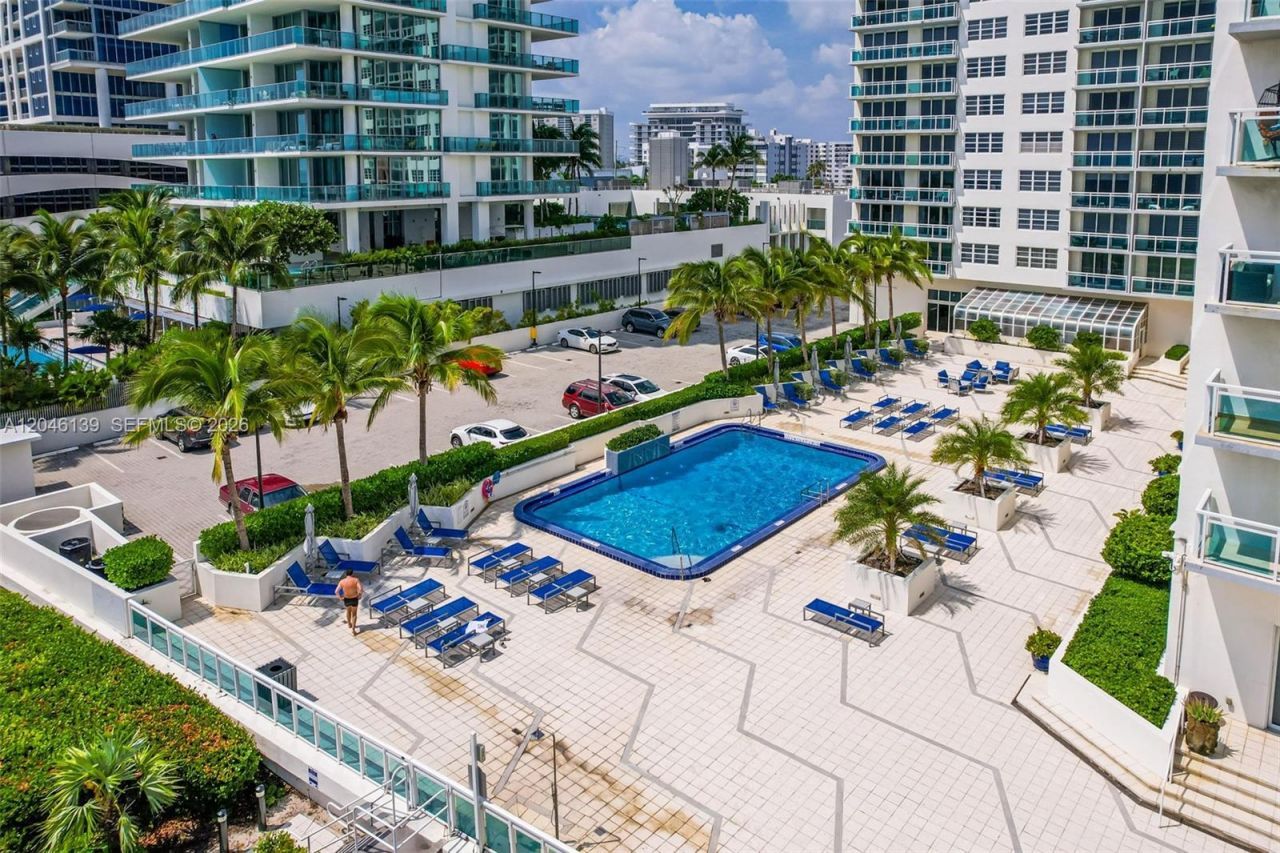 6917 Collins Ave, Unit 404, Miami Beach, FL 33141 Photo