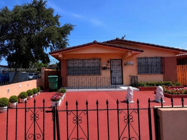 6702 SW 25th Ter, Miami, FL 33155