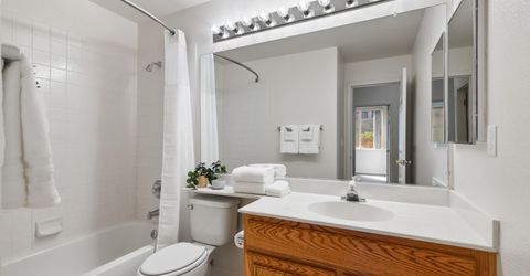 4531 Mount Bachelor Drive, Sparks, NV 89436 Photo