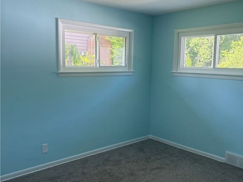 1574 Sunview Road, Lyndhurst, OH 44124 Photo 10