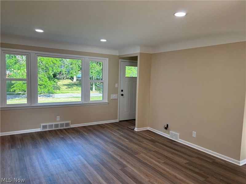 1574 Sunview Road, Lyndhurst, OH 44124 Photo 17