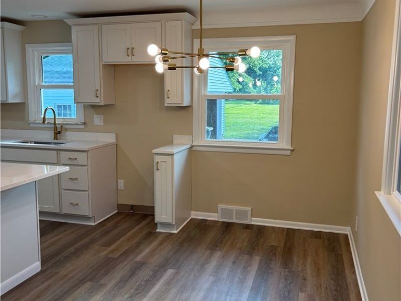 1574 Sunview Road, Lyndhurst, OH 44124 Photo 3