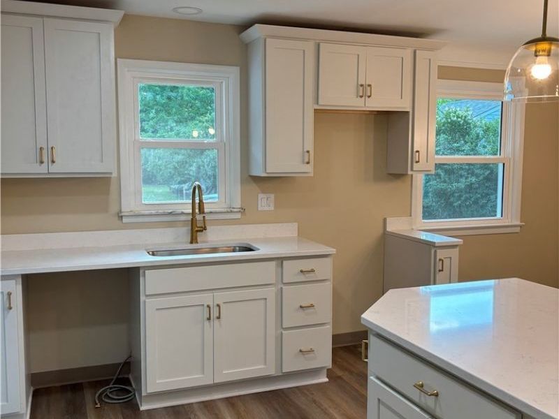 1574 Sunview Road, Lyndhurst, OH 44124 Photo 4
