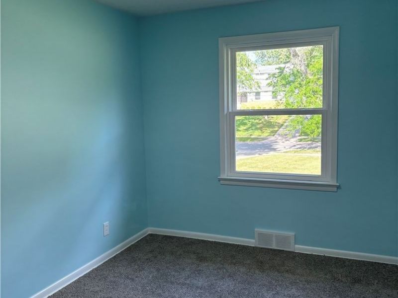 1574 Sunview Road, Lyndhurst, OH 44124 Photo 9